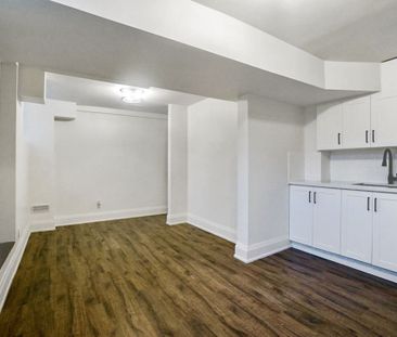 For Lease - 731 Indian Road Unit# 4, Toronto, Ontario - Photo 3