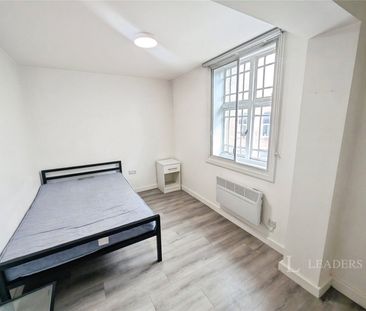 apartment to rent Phoenix Court, 133 Rockingham Street, Sheffield, S1 - Photo 4