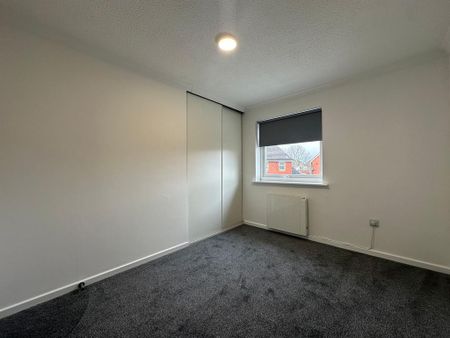 2 bedroom semi-detached house to rent - Photo 5