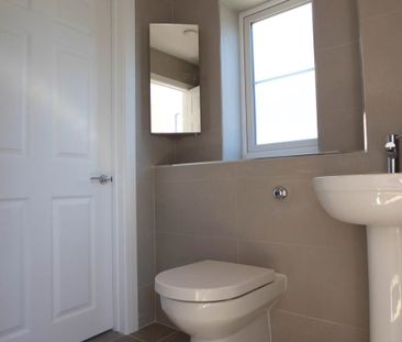 Flat to rent in Elizabeth Way, Cambridge, CB4 1BQ - Photo 6