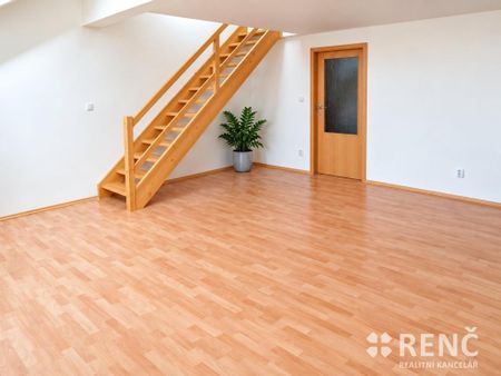 Pronájem bytu 2+kk 50 m2 - Фото 5