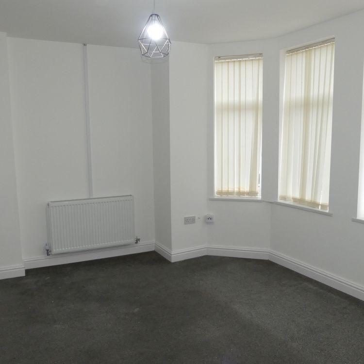 Reads Avenue flat 4 - Photo 1