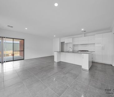 4x2 Family Home in Wellard! - Photo 5
