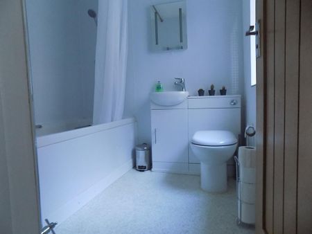 1 bedroom terraced house to rent - Photo 2