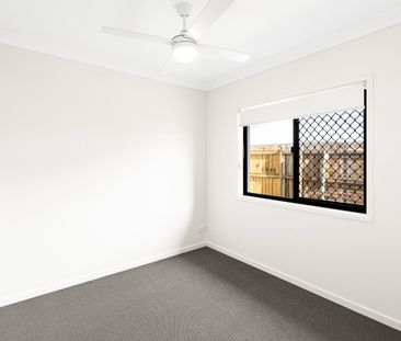 Spacious 5 Bedroom Family Home in North Harbour Estate - Photo 4