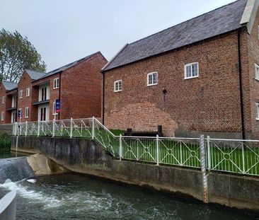 3 bedroom apartment to rent - Photo 3