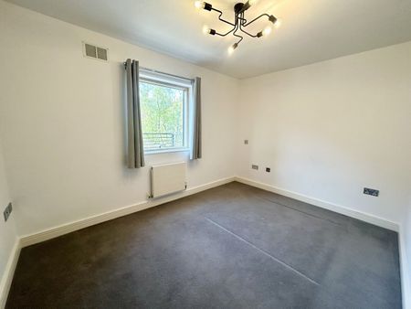 St Wulstans Court, Worcester, WR5 - Photo 3