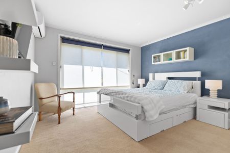 Presenting the Perfect Coastal-Inspired Family Home - Photo 4