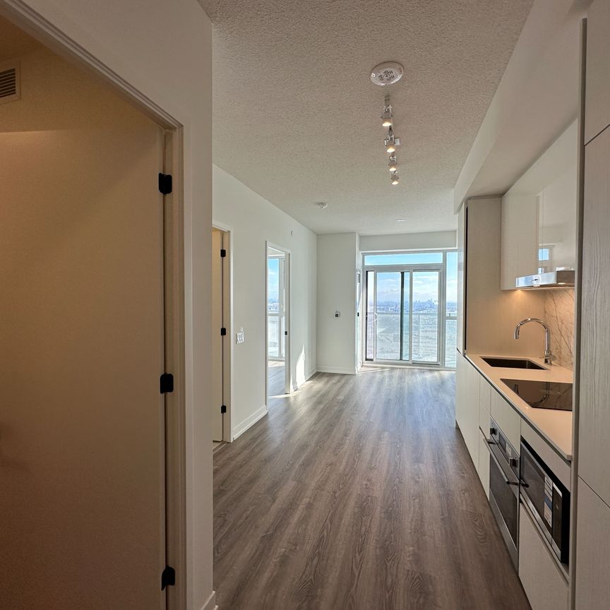 For Lease - 8 Interchange Way Unit# 5310, Vaughan, Ontario - Photo 1