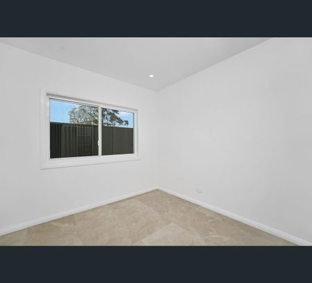 71A Dowie Drive, Claymore, NSW 2559 - Photo 3