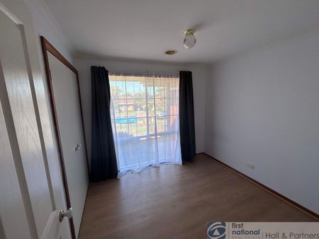 Neat and Tidy Family Home - Photo 5