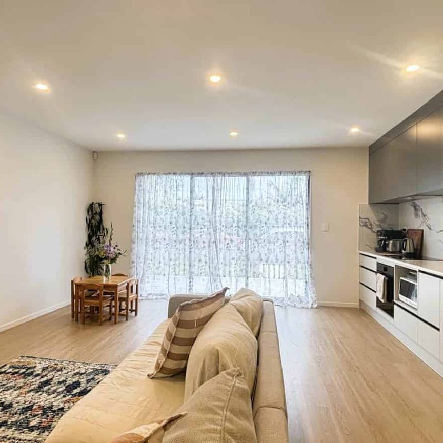 Modern, Low-Maintenance Living - Photo 1