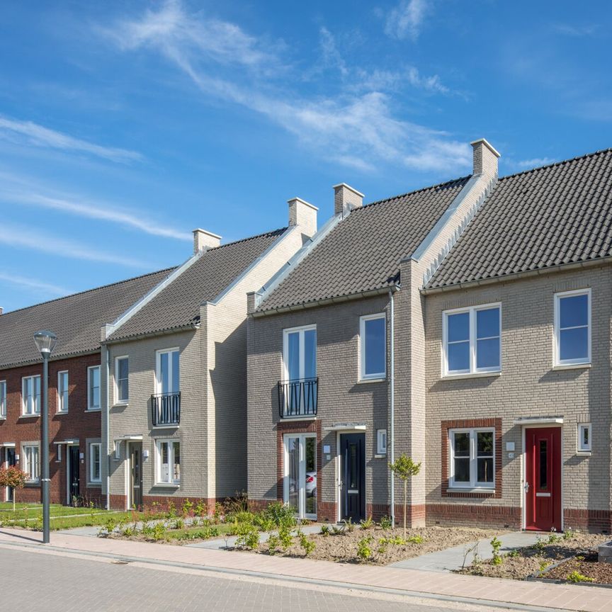Liverdonk, Helmond - Photo 1
