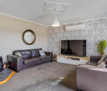 Family Home in Ohai - Photo 4