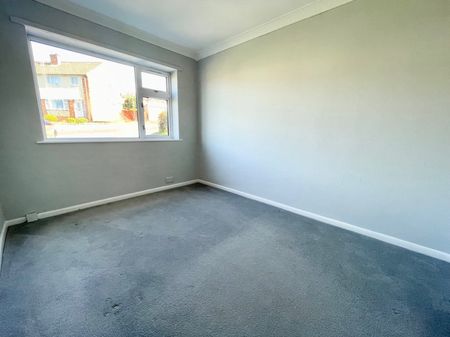 202 Stonelow Road, S18 - Photo 2