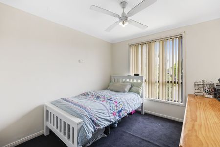 5 BEDROOM HOME & THE POOL - Photo 4