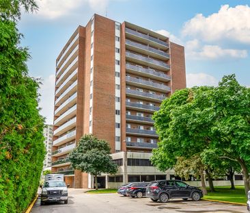 Centennial Park Place Apartments - Photo 3