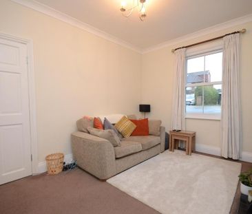 1 bedroom semi-detached house to rent - Photo 1