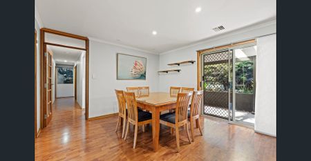 Spacious Family Living with Stunning Outdoor Entertaining & Views - Photo 3