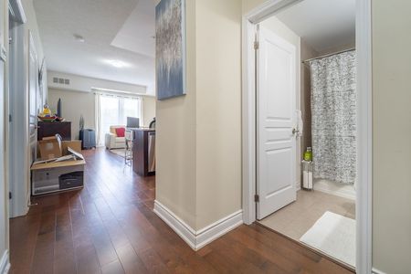 For Lease - 3170 Erin Mills Parkway Unit# 234, Mississauga, Ontario - Photo 4