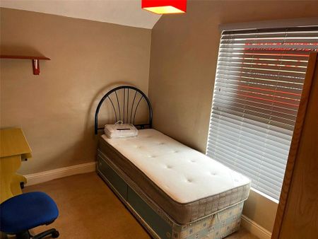 1 bedroom semi-detached house to rent - Photo 2