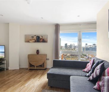 2 Bed Flat, Raphael House, IG1 - Photo 4