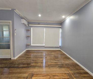 Prime Location - Photo 1