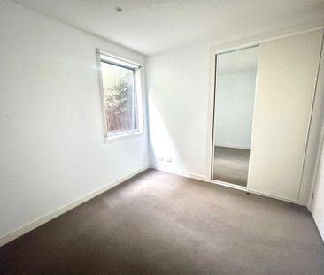 11/5 Bear Street, Mordialloc - Photo 6