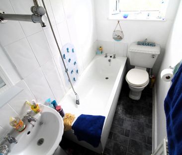 2 bedroom terraced house to rent - Photo 6