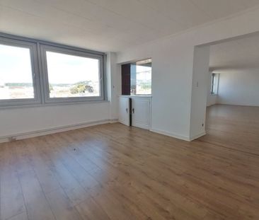 APPARTEMENT 7 pièce(s) - 150m² - Photo 4