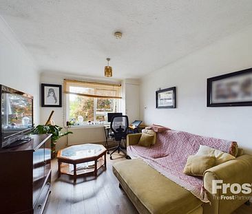 Gresham Road, Staines-upon-Thames, Surrey,TW18 - Photo 3