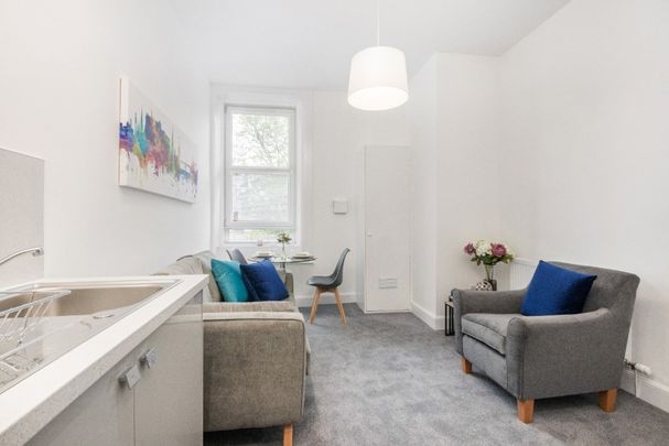 2 bedroom apartment to rent - Photo 1