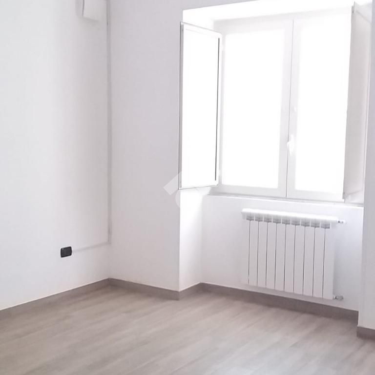 Trilocale in affitto - Photo 1