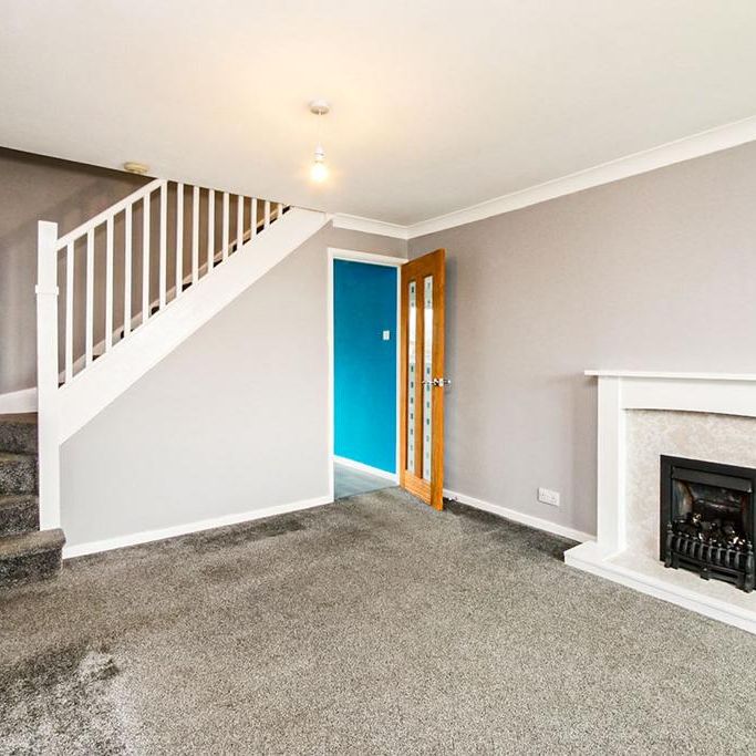 2 bedroom terraced house to rent - Photo 1