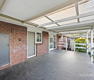 10 Lilian Parade, Ringwood VIC 3134 - House For Rent | Domain - Photo 2