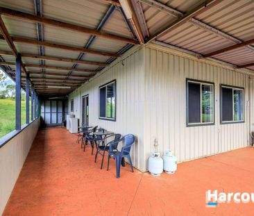 Country Lifestyle Awaits You - Photo 2
