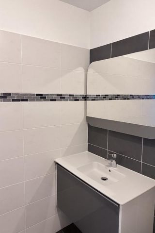 Location appartement à Bastia - Photo 3