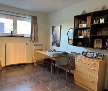 Gelijkvloers appartement met 2 slaapkamers - Foto 6