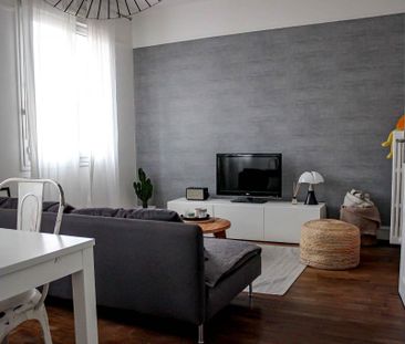 Location Appartement 3 pièces 64m² - Photo 2