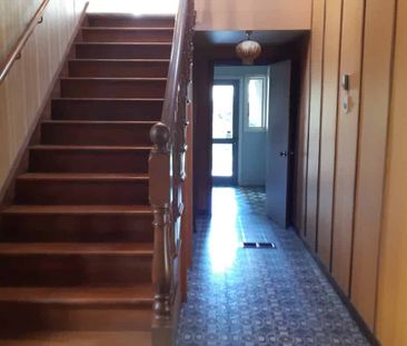 *** BURNSIDE HIGH ZONED HOUSE *** - Photo 5