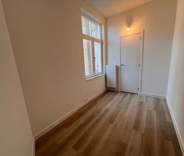Gerenoveerd duplexappartement op gunstige ligging te Blankenberge - Photo 3