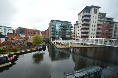 2 bedroom flat to rent - Photo 3