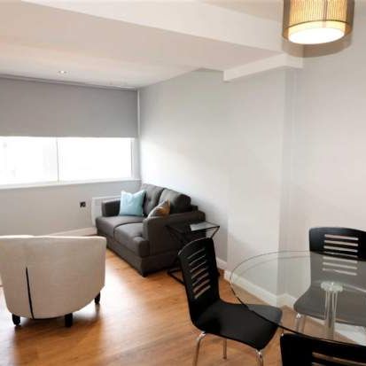 2 bedroom property to rent in Liverpool - Photo 1