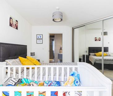2 bed Flat for rent - Photo 5