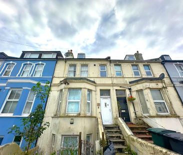 2 Bedroom Maisonette To Rent - Photo 1