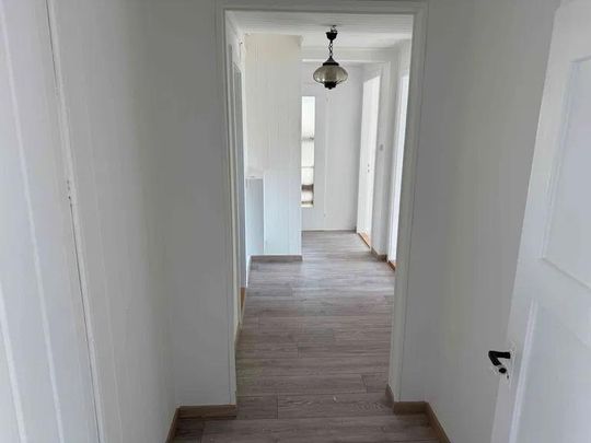 4.5 Zimmer, 90 m², 2. Stock - Photo 1