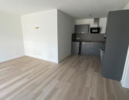 Exklusive 2,5-Zimmer-Wohnung mit Terasse und EBK in Öhringen - Photo 1