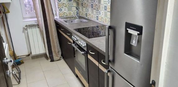 Garsoniera in zona str. Garii intersectie cu str. Oasului - Fotografie 2