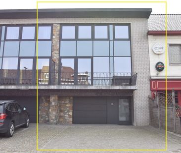 IN OPTIE - Zeer netjes gerenoveerde woning met inpandige garage en ... - Photo 1