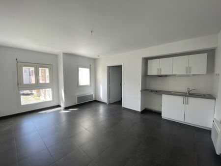 Location Appartement 1 pièce 29m² PALAISEAU 91120 - Photo 2